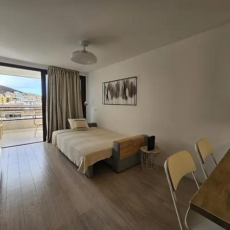 Cristianos - Valdes Center 7 - As De Casas